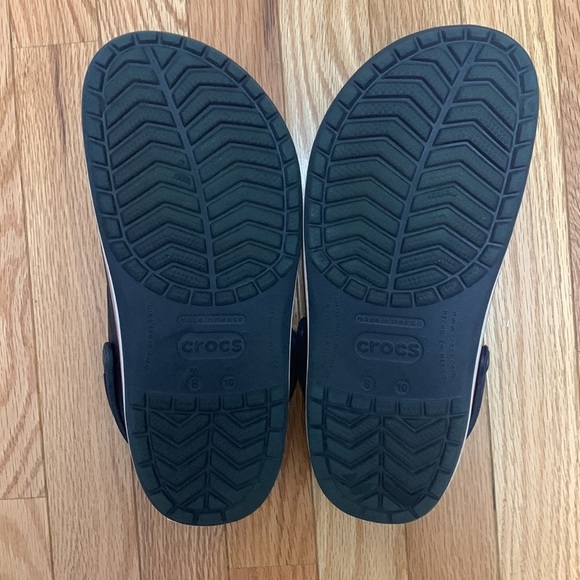 Navy with Cream and‎ Red Stripe Croc Mules - Picture 4 of 5